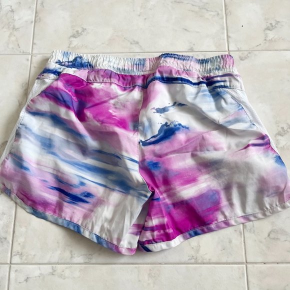 Set of PUMA Graphic Tee Shirt XL & Athletic Active Old Navy Shorts Girls Large - Picture 8 of 8